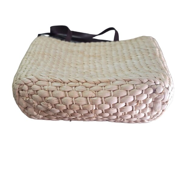 Handwoven Straw Tote Bag With American Flag embroidered Patch & Leather Straps - Picture 5 of 8